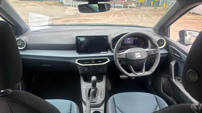 SEAT Arona 1.0 TSI 115 SE Technology 5dr DSG Petrol Hatchback - Image 9